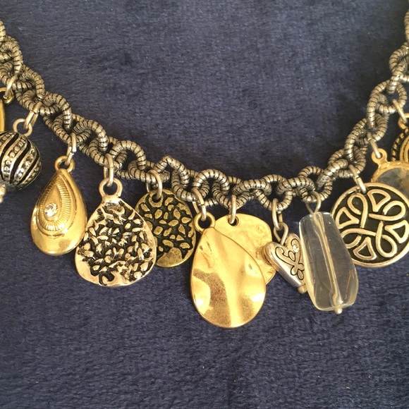 Chico’s Charm Bracelet Magnetic - Picture 4 of 7